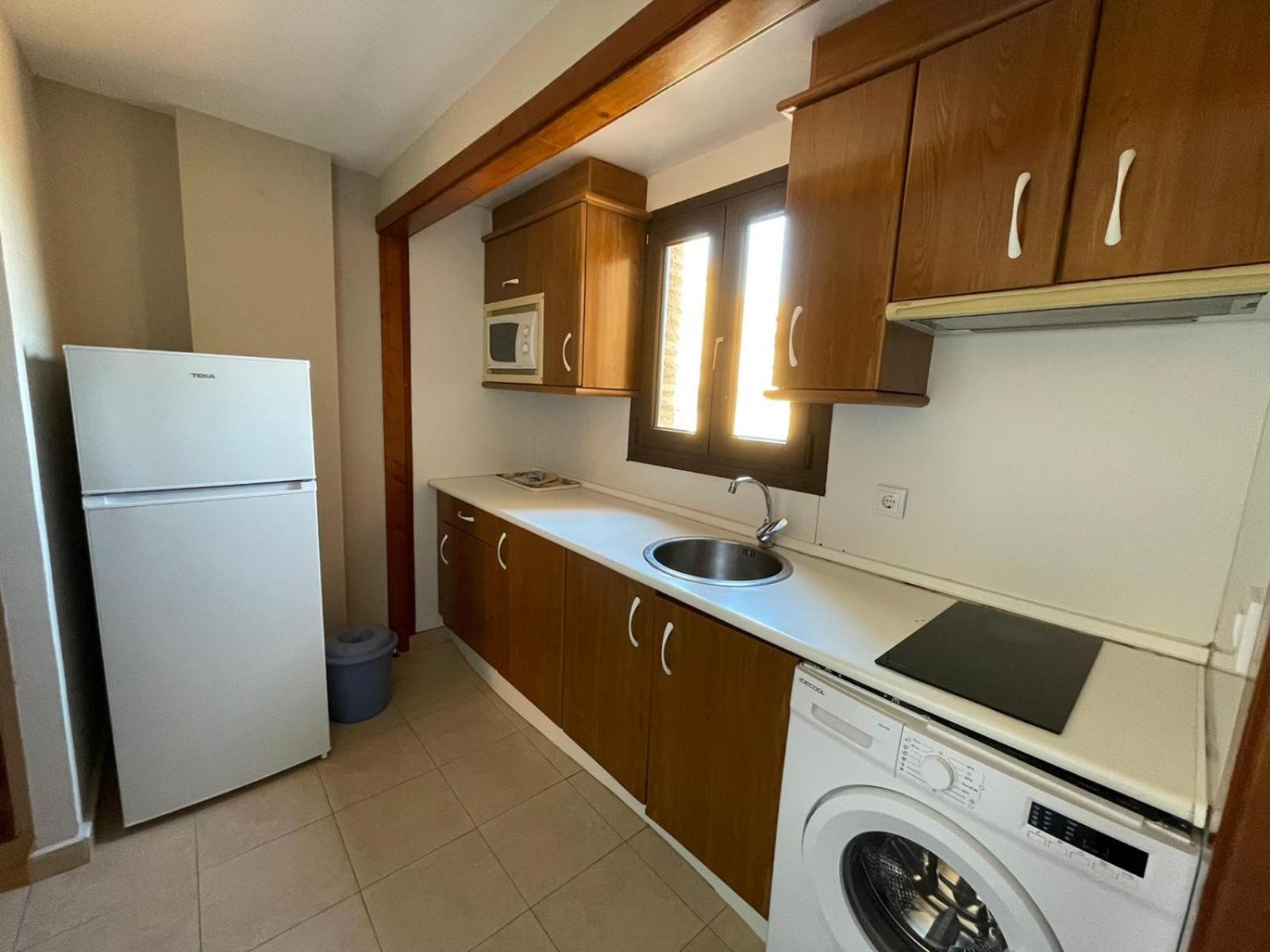 Appartement Segunda Planta Vista Jardin Y Marismas En Jardines De *